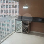 Apartamento para alugar com 3 quartos, sendo 1 suíte,  em Vila Olímpia, São Paulo, SP