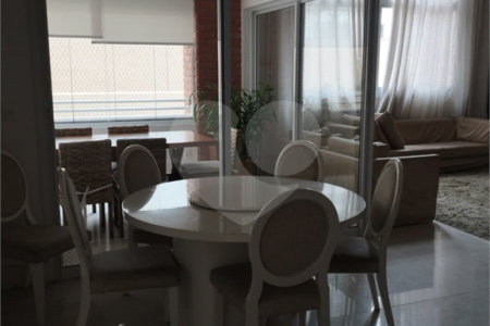 Duplex à venda com 3 suítes em Cerqueira Cesar, São Paulo, SP