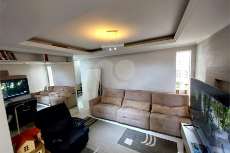 Casa residencial com ponto comercial a venda no Centro