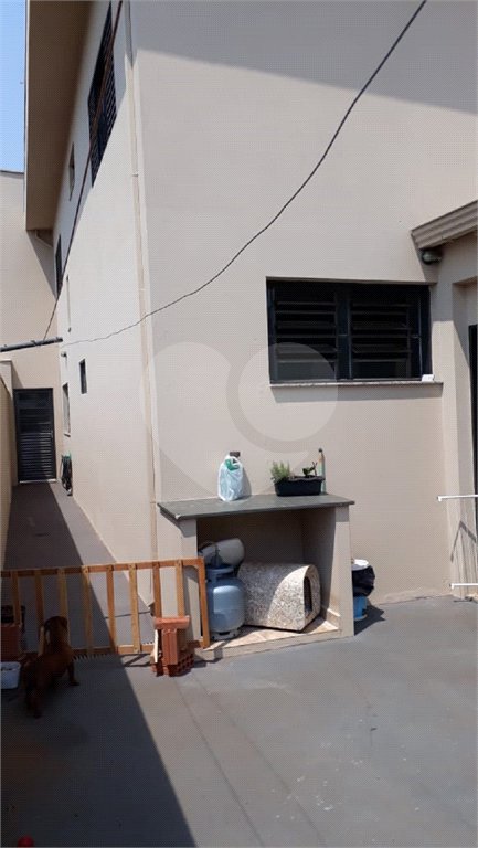 Sobrado à venda com 3 quartos em Jardim Bicão, São Carlos, SP