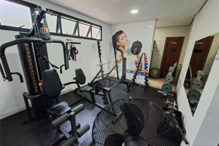 Apartamento à venda com 3 suítes em Vila Suzana, São Paulo, SP