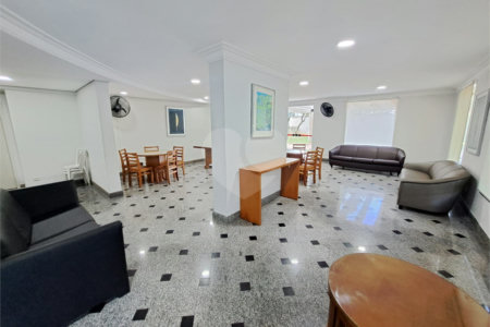 Apartamento à venda com 3 suítes em Vila Suzana, São Paulo, SP