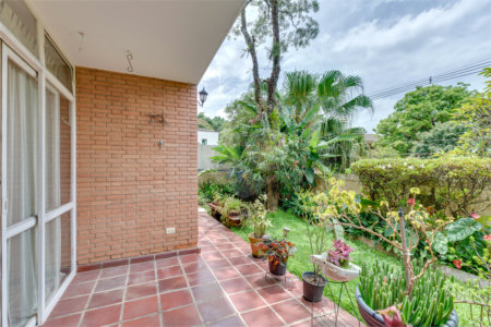 Sobrado à venda com 3 quartos, sendo 1 suíte, em Chácara Flora, São Paulo, SP