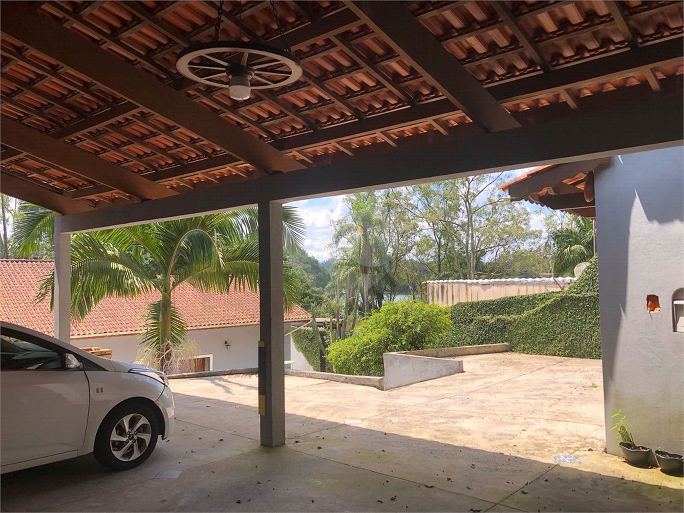 Casa à venda com 3 suítes em Dos Finco, São Bernardo do Campo, SP