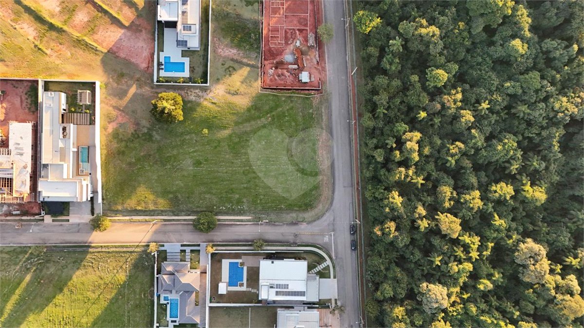 Terreno à venda no condomínio Fazenda Jequetibá, Sorocaba - SP