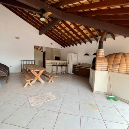 Casa à venda ou para alugar com 3 quartos, sendo 1 suíte,  em Jardim dos Ipes, Três Lagoas, MS