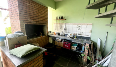 Casa à venda com 5 quartos, sendo 1 suíte,  em Vila Rosa, Itapetininga, SP