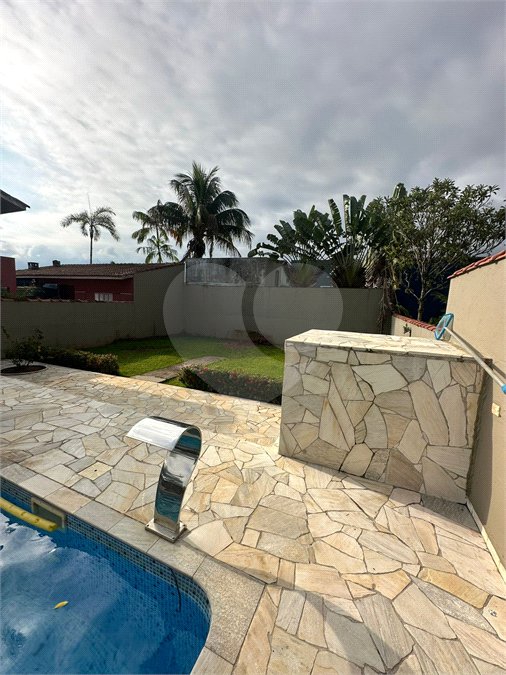 Casa à venda com 3 quartos, sendo 1 suíte,  no condomínio Morada da Praia, Bertioga - SP