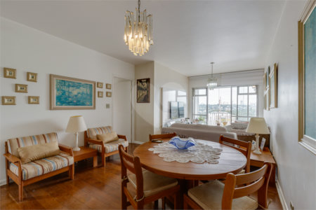 Apartamento à venda com 3 quartos, sendo 1 suíte, em Chácara Santo Antônio (zona Sul), São Paulo, SP