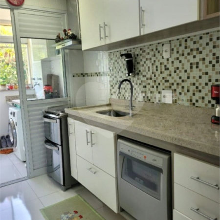 Casa à venda com 3 quartos, sendo 1 suíte, no condomínio Terrara, São Paulo - SP