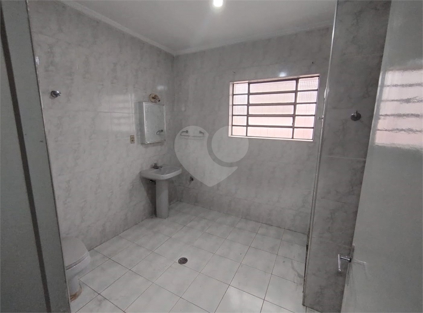 Casa Térrea à venda com 3 quartos em Vila Mariza Mazzei, São Paulo, SP