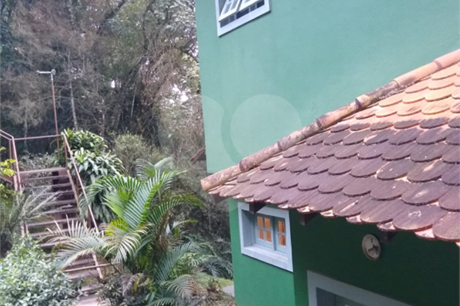 Casa à venda com 4 suítes no condomínio Alpes da Cantareira, Mairiporã - SP