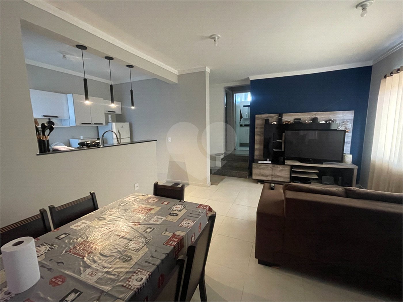Casa à venda com 4 quartos, sendo 1 suíte, no condomínio Horto Florestal II, Sorocaba - SP