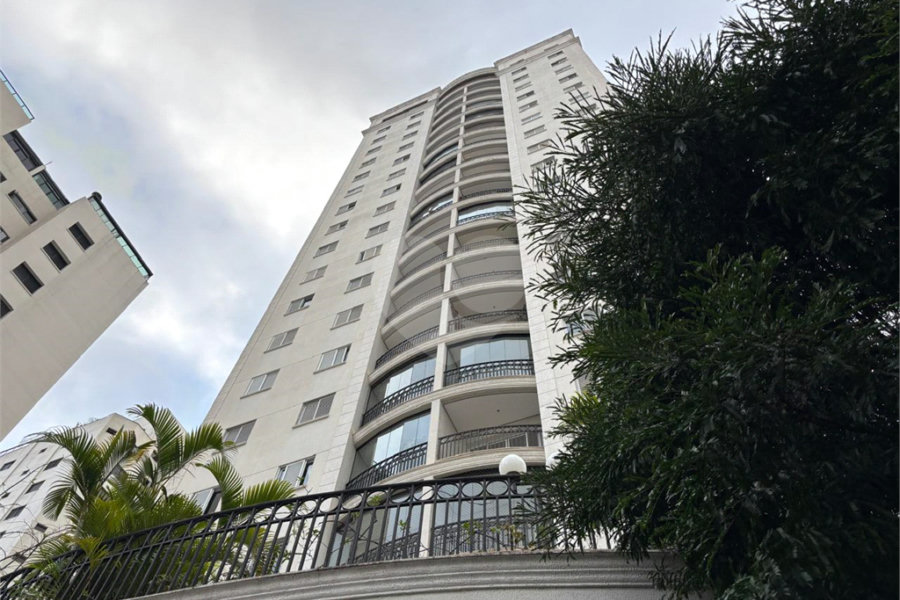 Apartamento à venda com 3 quartos, sendo 2 suítes, em Santana, São Paulo, SP