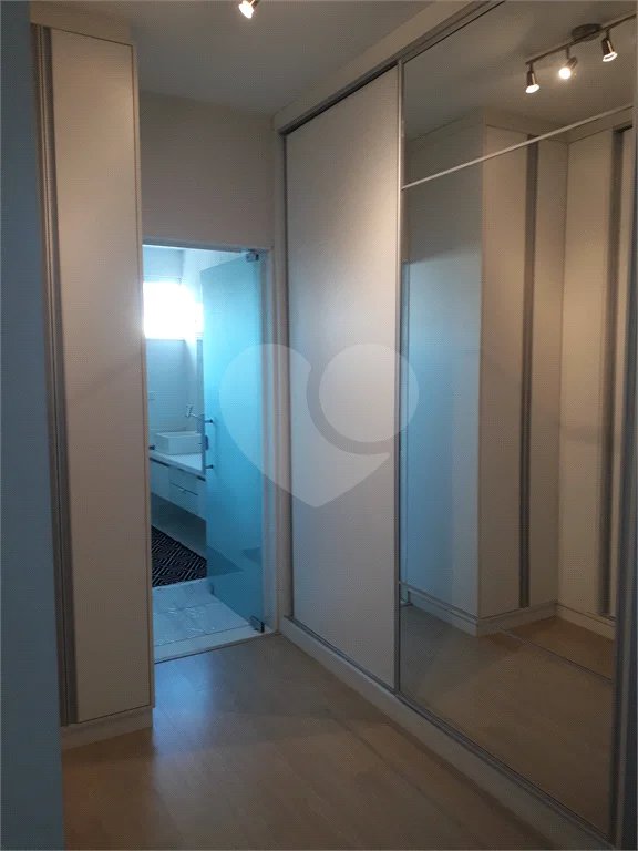 Lindo Sobrado Convívio São Francisco - R$ 980.000,00