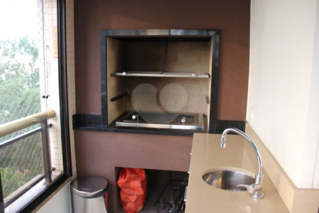 Apartamento à venda com 4 suítes em Vila Suzana, São Paulo, SP