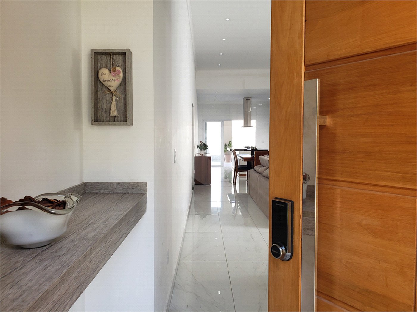 Casa à venda com 3 suítes no condomínio Residencial Veredas, Mogi das Cruzes - SP