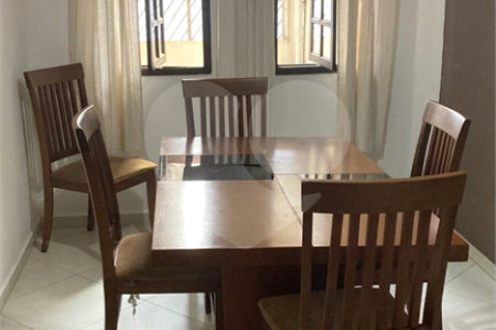 Casa à venda com 3 quartos em Jardim Santa Mena, Guarulhos, SP