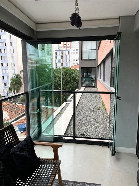 Apartamento à venda ou para alugar com 1 suíte em Pinheiros, São Paulo, SP