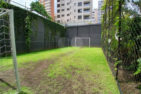 Apartamento Altíssimo Padrão à venda em Higienópolis