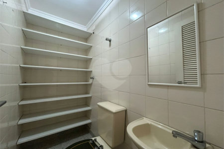 Apartamento à venda com 3 quartos, sendo 1 suíte,  em Vila Brasilina, São Paulo, SP