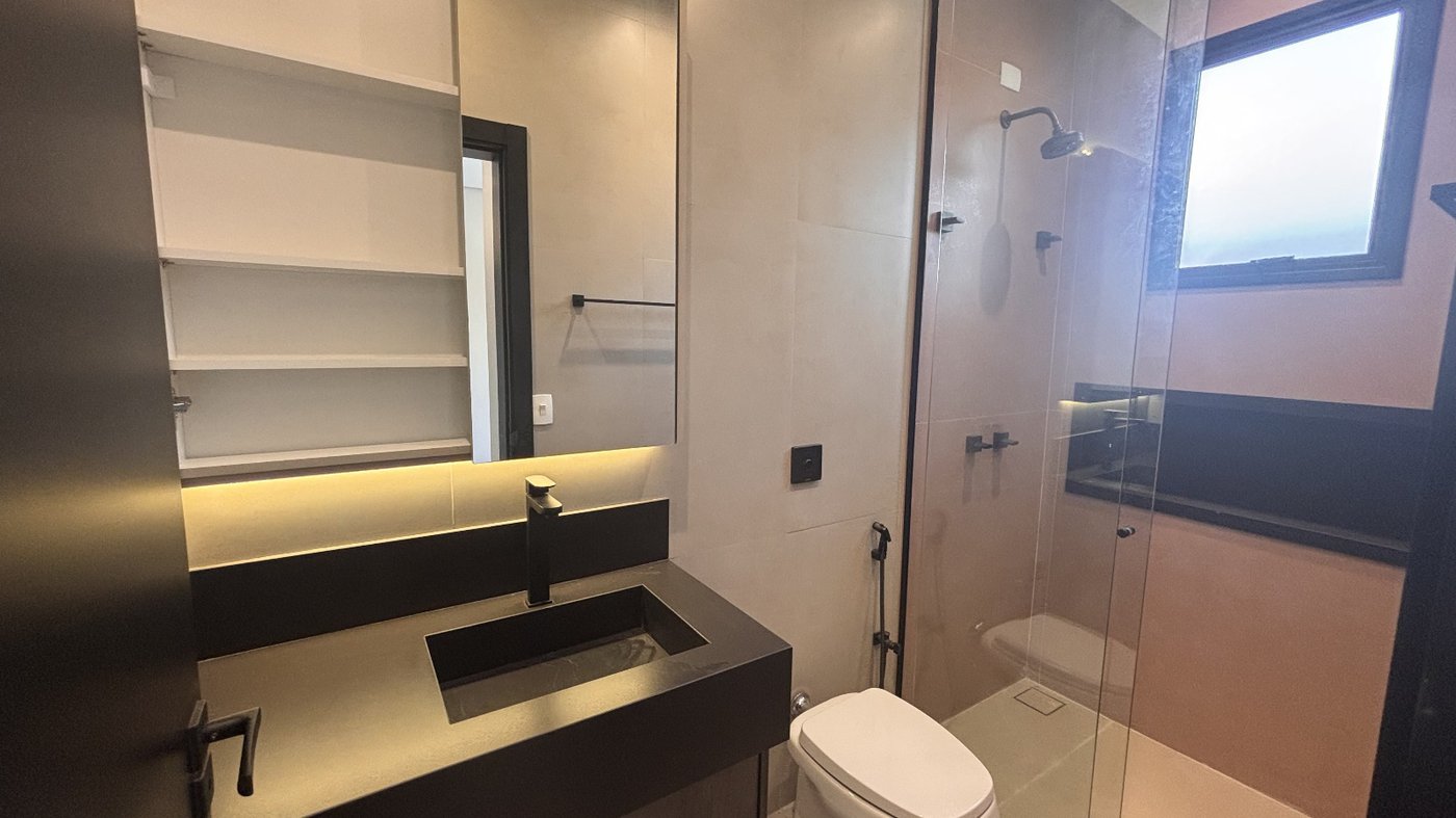 Casa à venda com 3 suítes no condomínio Damha IV, Presidente Prudente - SP