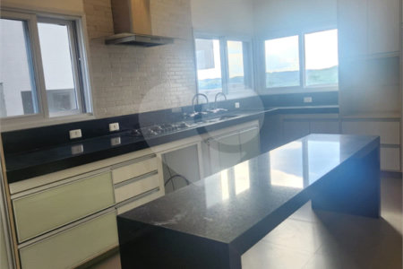 Casa à venda ou para alugar com 4 suítes no condomínio Residencial Jaguary, São José dos Campos - SP