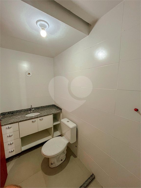 Casa à venda com 4 quartos, sendo 1 suíte, no condomínio Imperial Santa Cruz, Rio de Janeiro - RJ
