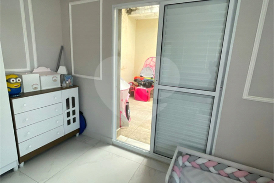 Sobrado à venda com 4 quartos, sendo 1 suíte,  em Vila Guilherme, São Paulo, SP