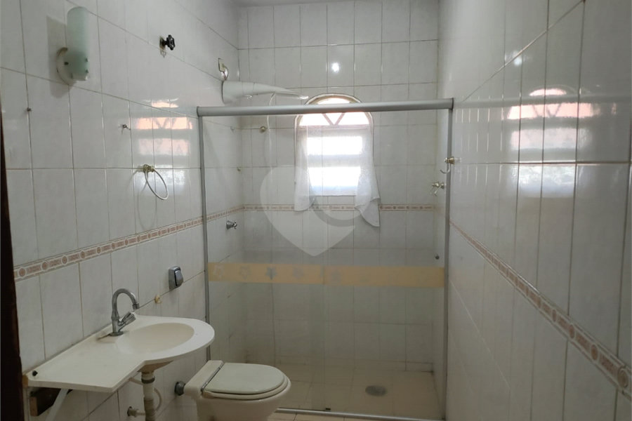 Sobrado à venda com 3 quartos, sendo 1 suíte, em Tremembé, São Paulo, SP