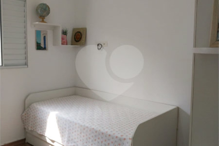 Casa à venda com 3 quartos, sendo 1 suíte, no condomínio Villagio Esperanza, Guarulhos - SP