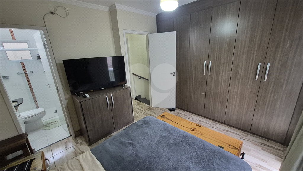 Casa à venda com 2 suítes no condomínio Simão Machado, São Paulo - SP