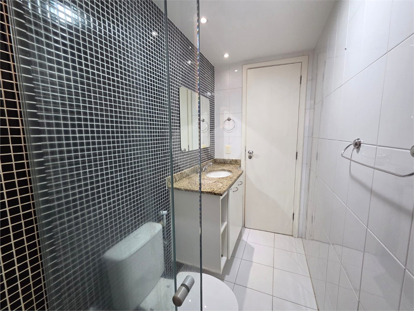 Apartamento à venda com 3 quartos, sendo 1 suíte,  em Tijuca, Rio de Janeiro, RJ