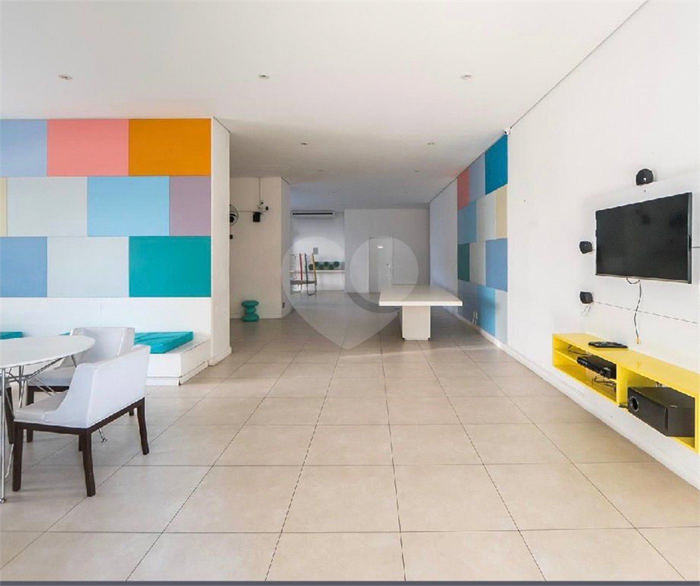 Apartamento à venda com 2 quartos, sendo 1 suíte,  em Independência, São Bernardo do Campo, SP
