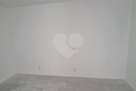 Apartamento à venda com 3 suítes em Moema, São Paulo, SP