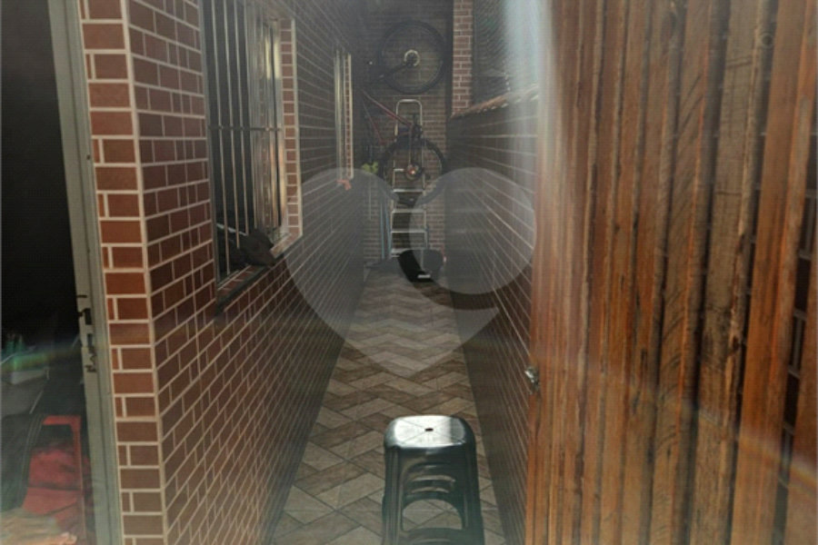 Sobrado à venda com 9 quartos em Vila Sabrina, São Paulo, SP