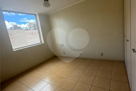 Apartamento à venda com 3 quartos, sendo 1 suíte, no Centro, Ribeirão Preto, SP