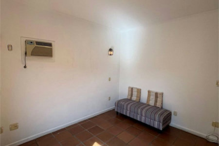 Apartamento com 4 dormitórios à venda, 259 m² por R$ 900.000,00 - Jardim Três Marias - Guarujá/SP