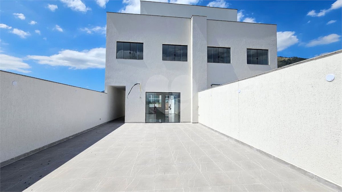 Casa à venda com 3 suítes no condomínio Residencial Green Ville, Rio de Janeiro - RJ