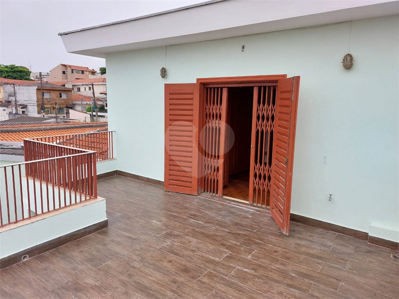 Sobrado à venda com 5 quartos, sendo 1 suíte, em Vila Brasilina, São Paulo, SP