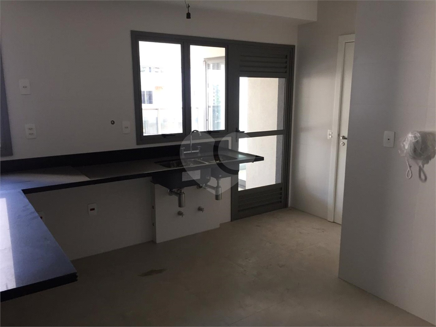 Apartamento à venda com 3 suítes em Campo Belo, São Paulo, SP