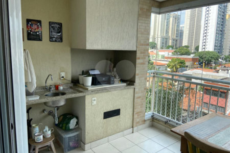 Apartamento à venda com 3 suítes em Lapa, São Paulo, SP