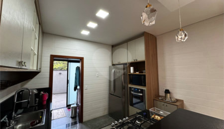 Casa à venda com 3 suítes no condomínio Golden Park Residence, Sorocaba - SP
