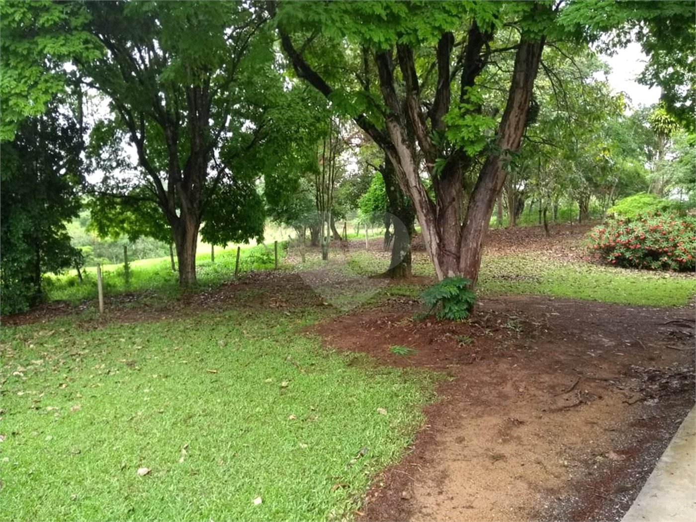 Sítio à venda com 5 suítes no Centro, Araçoiaba da Serra, SP