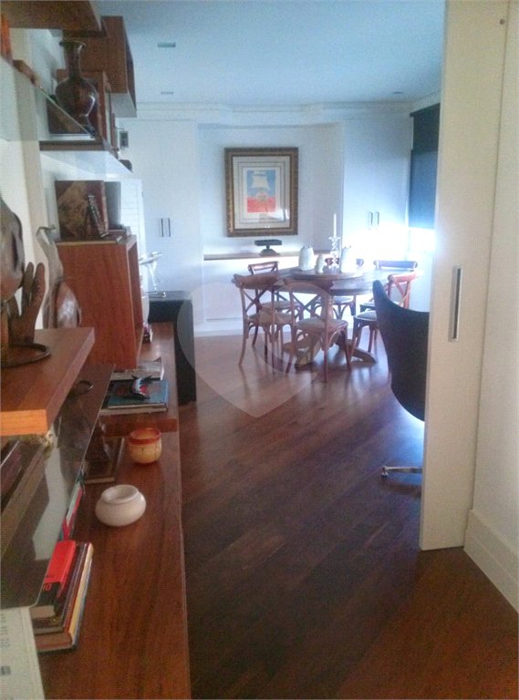Apartamento à venda com 4 suítes em Vila Morumbi, São Paulo, SP