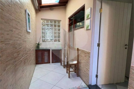 Casa à venda com 2 quartos em Vila Galvão, Guarulhos, SP