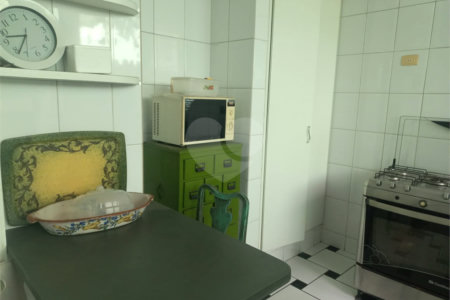 Casa à venda com 3 quartos, sendo 2 suítes, em Morumbi, São Paulo, SP