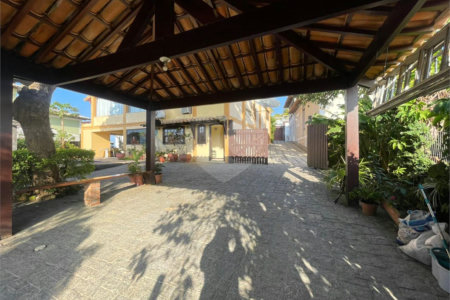 Casa em condomínio à venda com 4 suítes em Albatroz, Armação dos Búzios, RJ