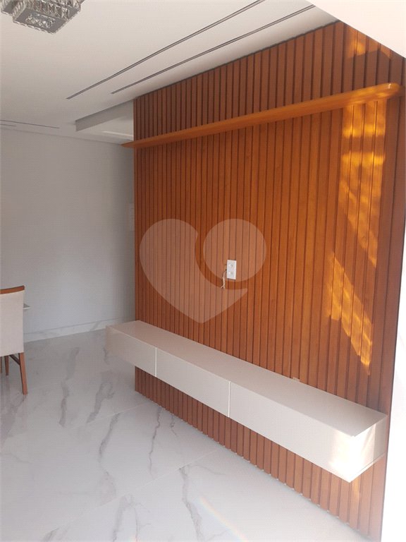 Apartamento à venda com 3 quartos, sendo 1 suíte, em Vila Domingues, Votorantim, SP