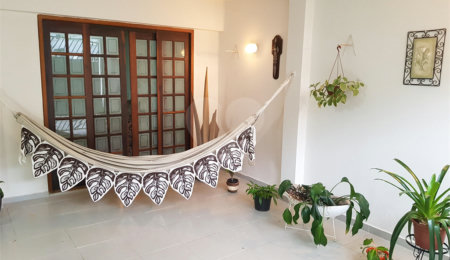 Casa à venda com 3 quartos, sendo 1 suíte,  em Jardim Hípico, São Paulo, SP